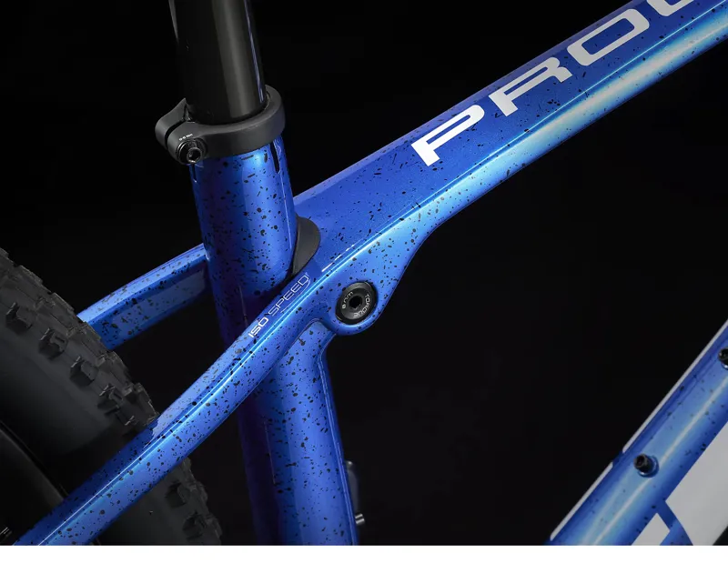 2022 Trek Procaliber 9.7 XC Mountain Bike in Navy Smoke to Alpine Blue-8